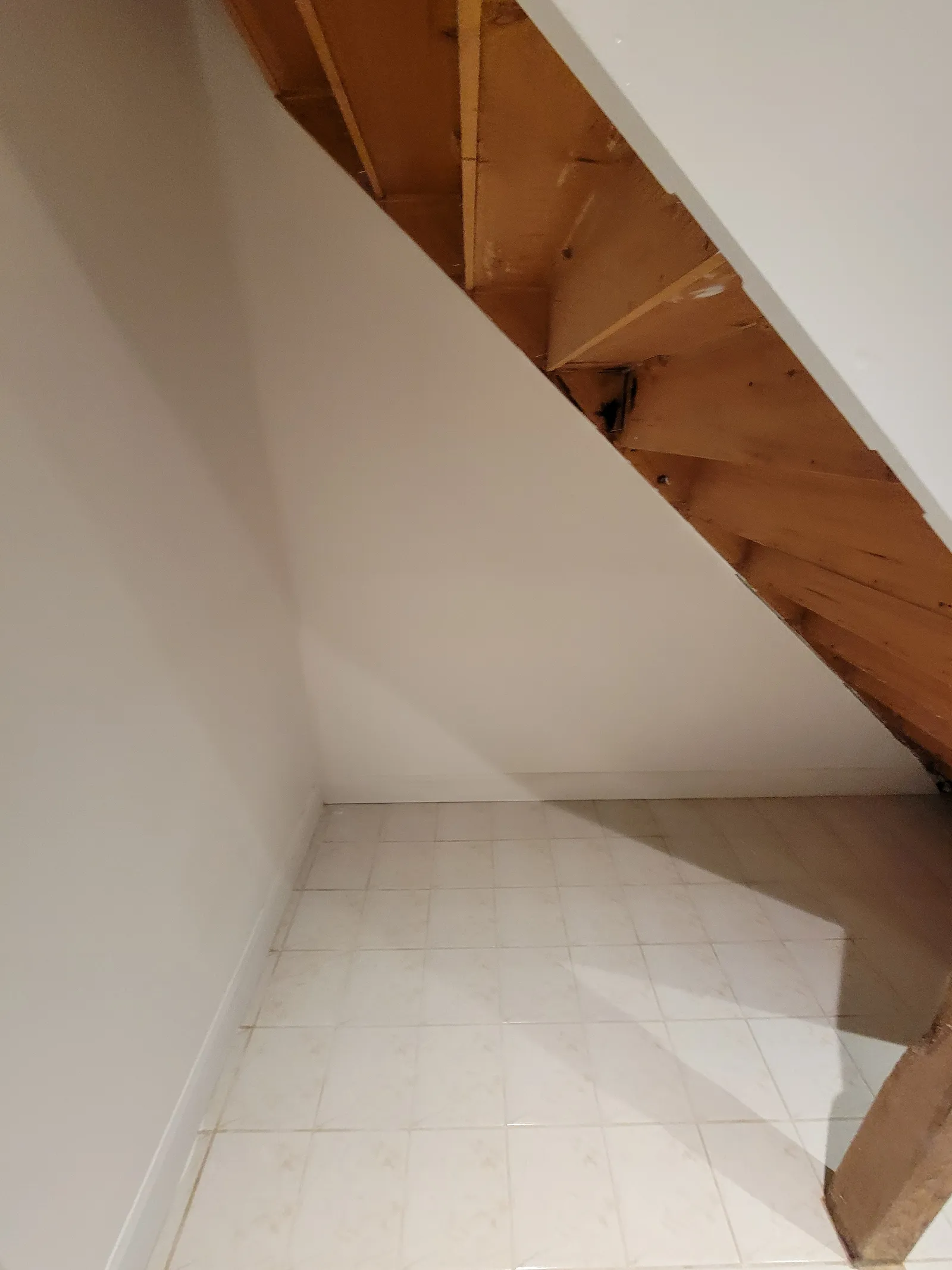 Completed project: an invisible drywall repair in East Gwillimbury